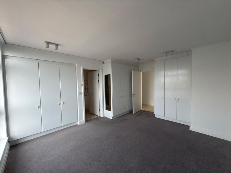 To Let 3 Bedroom Property for Rent in Sea Point Western Cape